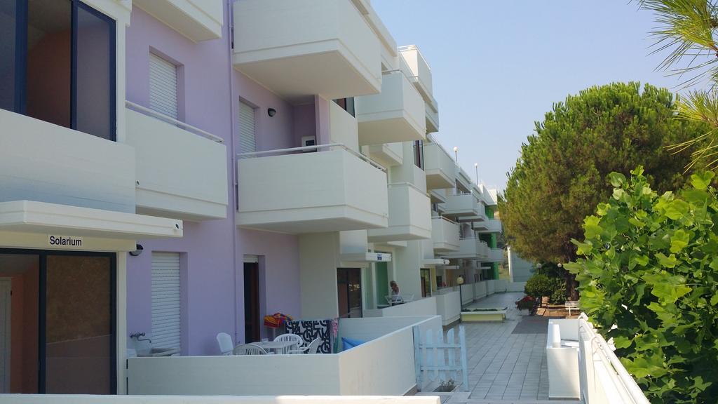 Residence Azzurro Massignano Bagian luar foto