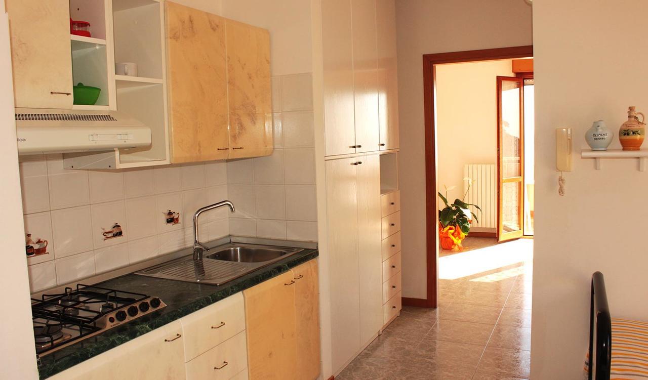 Residence Azzurro Massignano Bagian luar foto